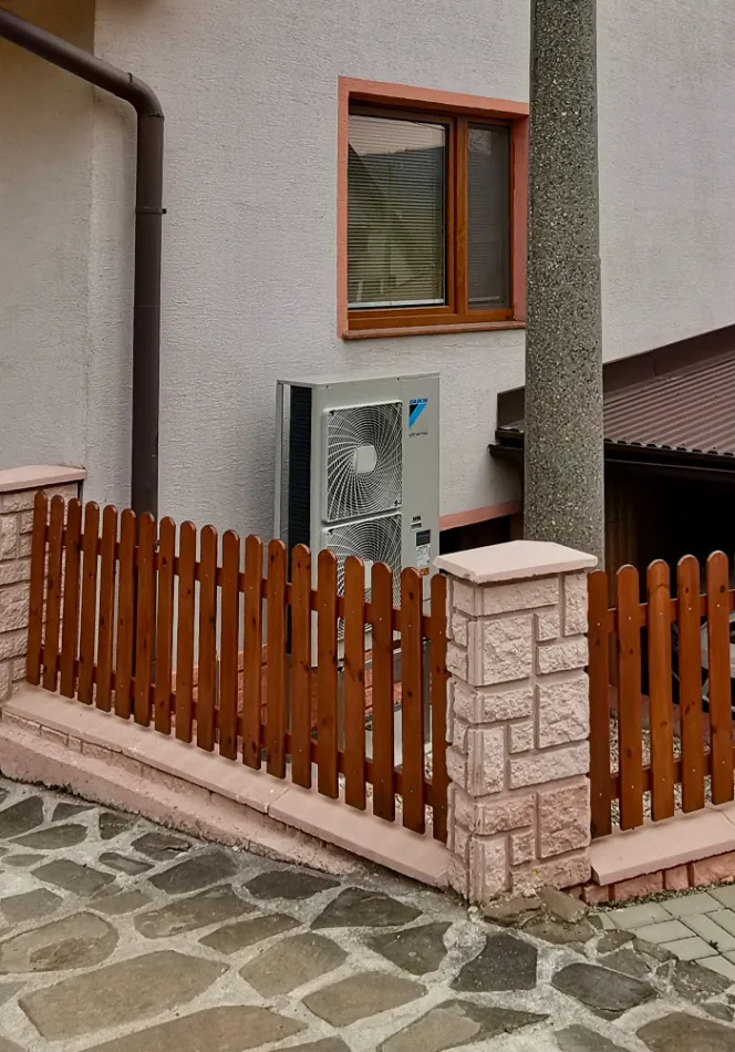 Tepelné čerpadlo vzduch voda Daikin Altherma HT vysokoteplotné 11kW rodinný dom Tvrdošín