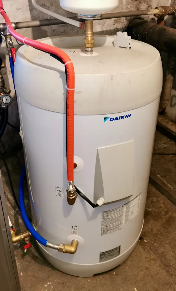 Tepelné čerpadlo vzduch voda Daikin Altherma HT vysokoteplotné 14kW RD Banská Bystrica