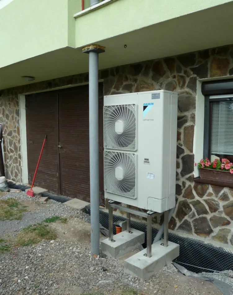 Tepelné čerpadlo vzduch voda Daikin Altherma HT 14kW rodinný dom Kremnica