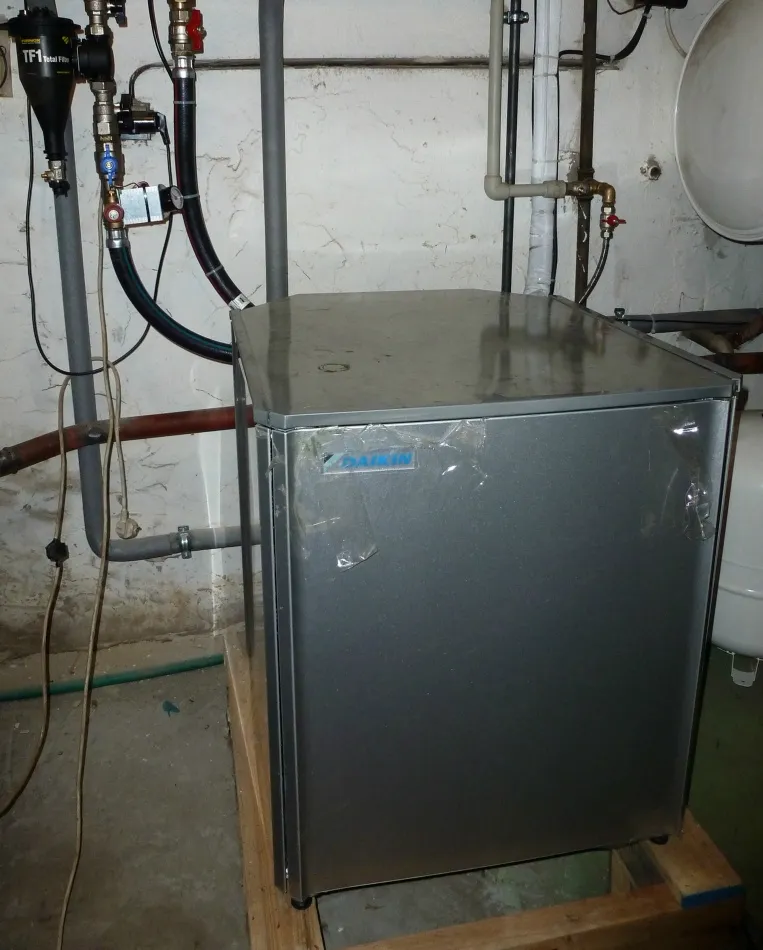 Tepelné čerpadlo vzduch voda Daikin Altherma HT vysokoteplotné 14kW rod. dom Hodruša Hámre