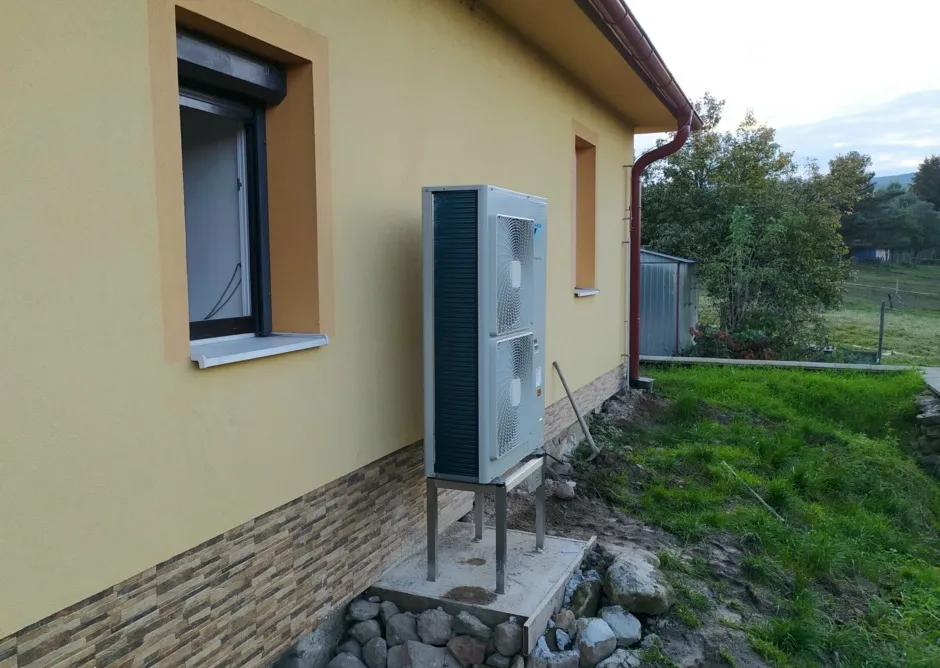 Tepelné čerpadlo vzduch voda Daikin Altherma HT vysokoteplotné 14kW rodinný dom Detva