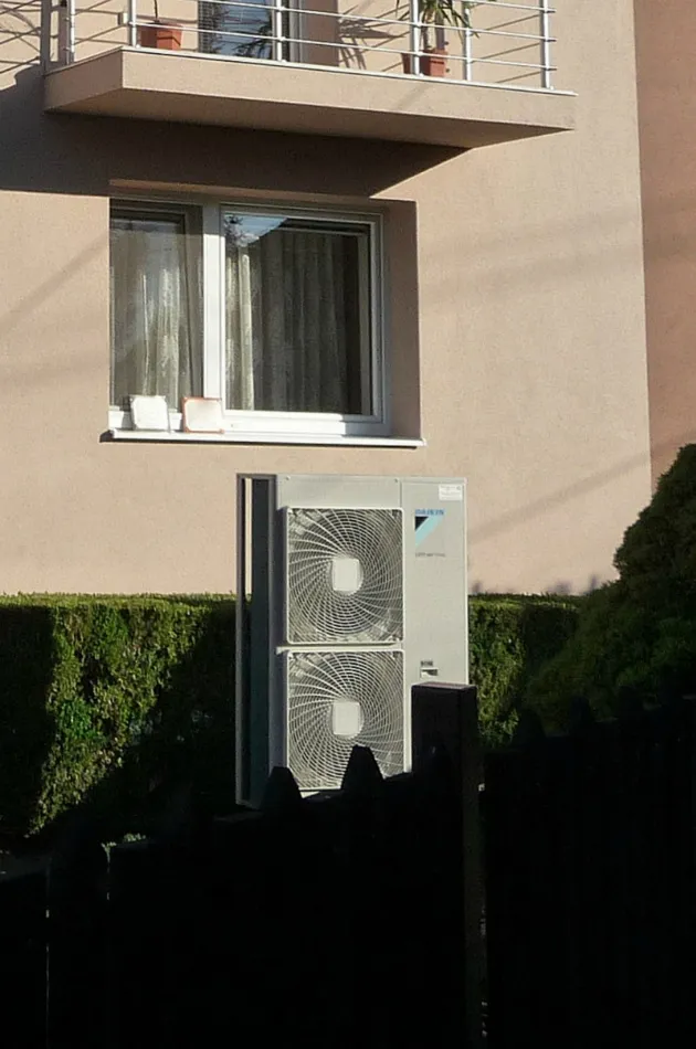 Tepelné čerpadlo vzduch voda Daikin Altherma HT vysokoteplotné 14kW rodinný dom Fiľakovo