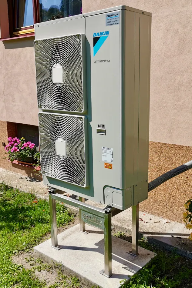 Tepelné čerpadlo vzduch voda Daikin Altherma HT vysokoteplotné 14kW rodinný dom Ihráč
