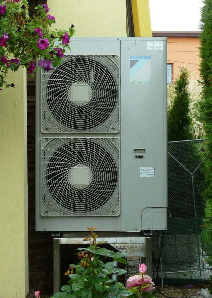 Tepelné čerpadlo vzduch voda Daikin Altherma HT vysokoteplotné 14kW rodinný dom Jalovec
