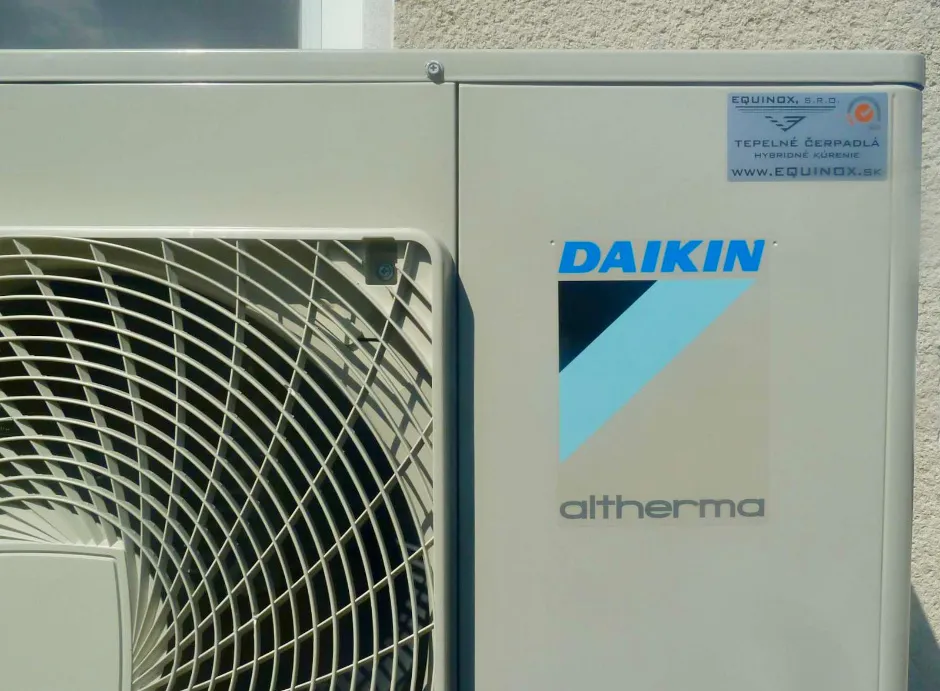 Tepelné čerpadlo vzduch voda Daikin Altherma HT vysokoteplotné 14kW rodinný dom Krušovce