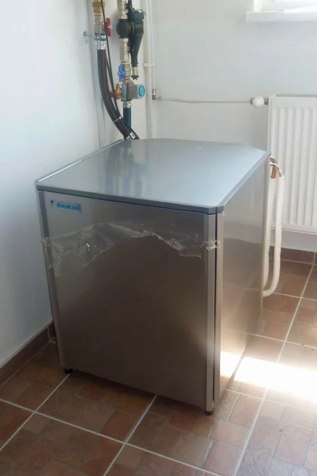 Tepelné čerpadlo vzduch voda Daikin Altherma HT vysokoteplotné 14kW rodinný dom Krušovce