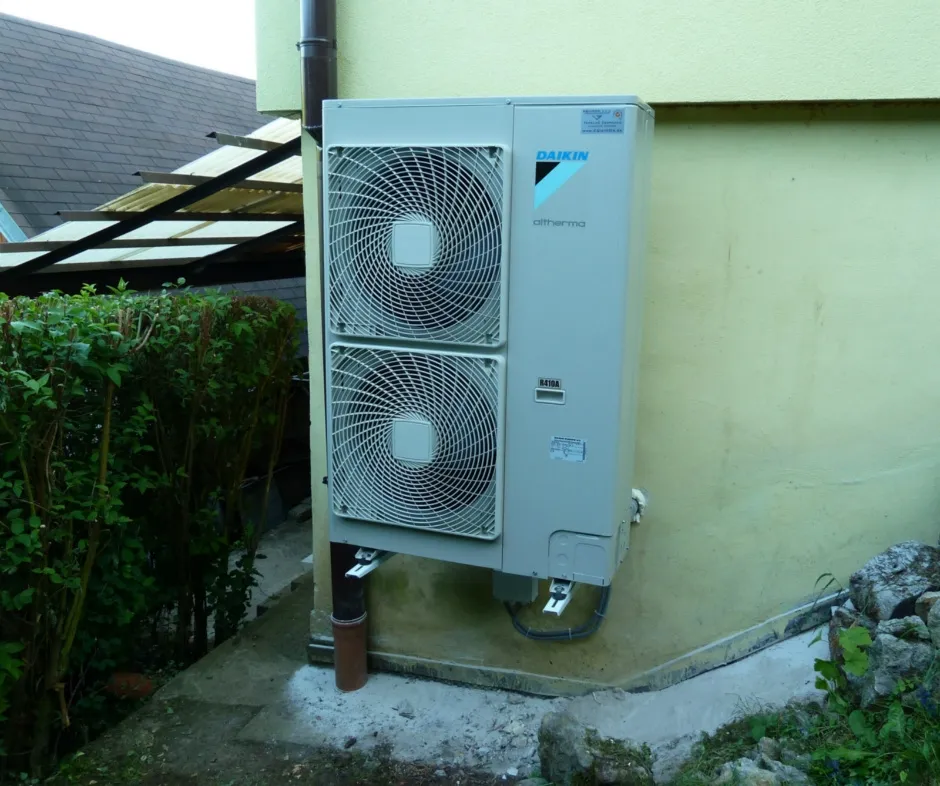 Tepelné čerpadlo vzduch voda Daikin Altherma HT 14kW rodinný dom Poniky