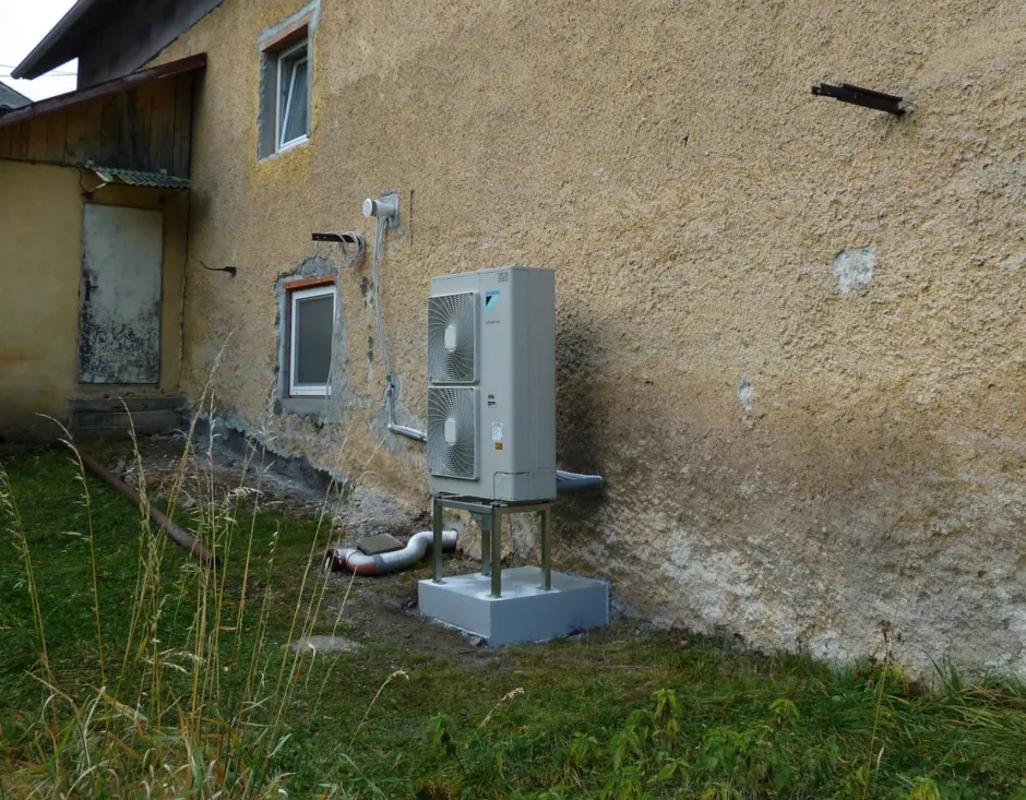 Tepelné čerpadlo vzduch voda Daikin Altherma HT vysokoteplotné 14kW rodinný dom Vernár