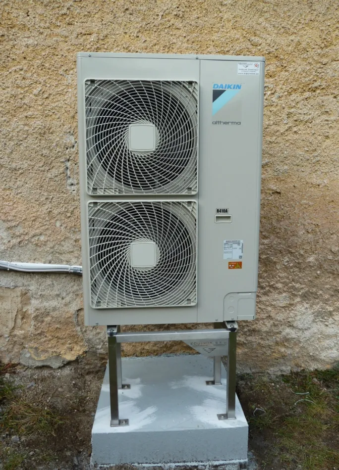 Tepelné čerpadlo vzduch voda Daikin Altherma HT vysokoteplotné 14kW rodinný dom Vernár