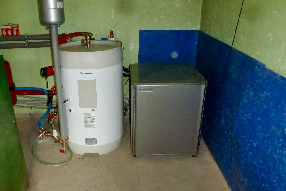 Tepelné čerpadlo vzduch voda Daikin Altherma HT vysokoteplotné 14kW rodinný dom Žiar