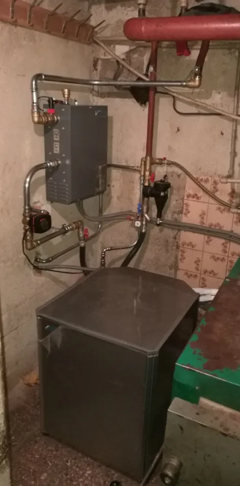 Tepelné čerpadlo vzduch voda Daikin Altherma HT 16kW rodinný dom Hrušov