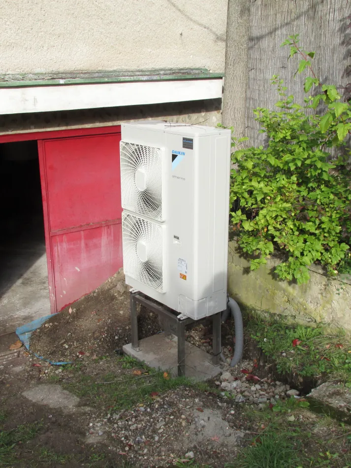 Tepelné čerpadlo vzduch voda Daikin Altherma HT vysokoteplotné 16kW rodinný dom Martin