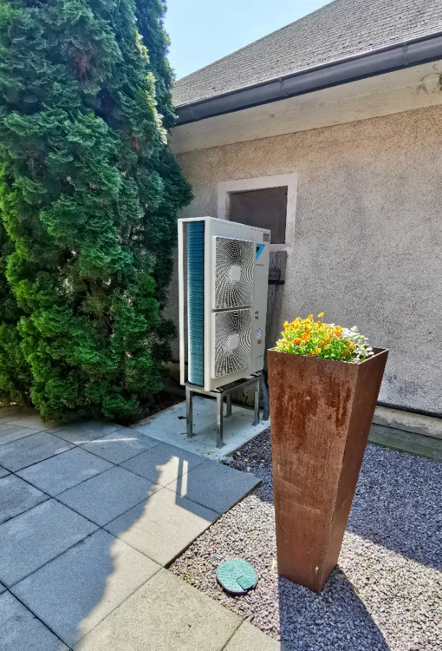 Tepelné čerpadlo vzduch voda Daikin Altherma HT vysokoteplotné 16kW rodinný dom Nevidzany