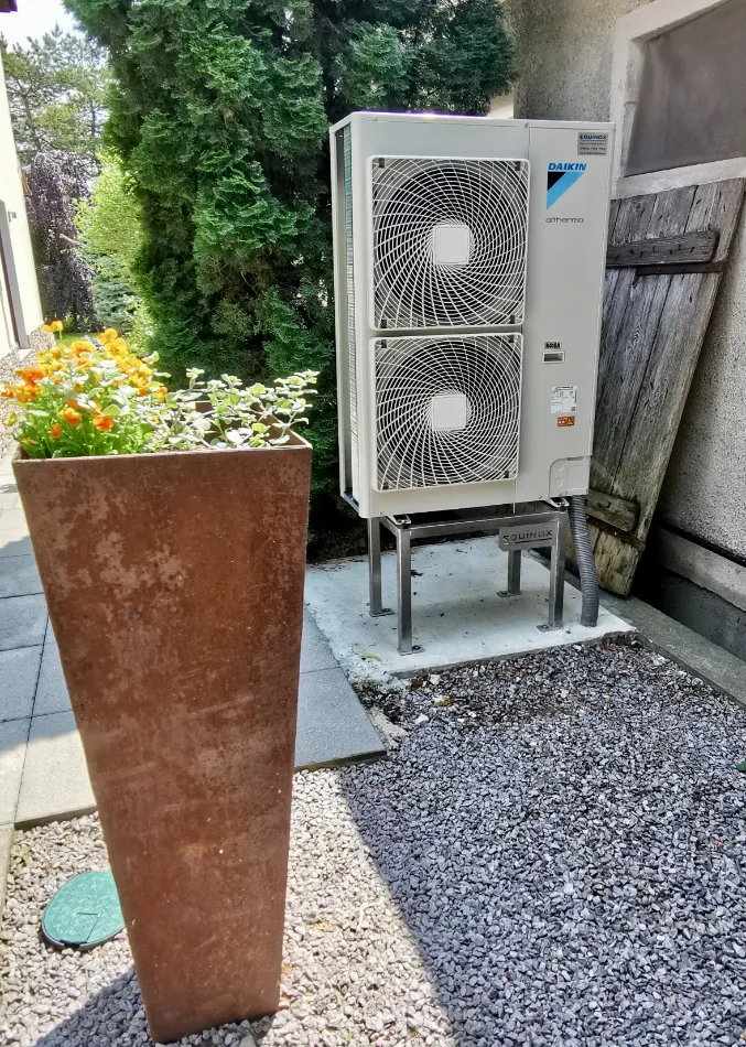 Tepelné čerpadlo vzduch voda Daikin Altherma HT vysokoteplotné 16kW rodinný dom Nevidzany