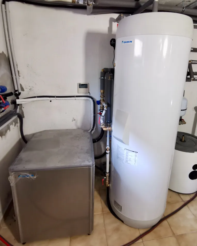 Tepelné čerpadlo vzduch voda Daikin Altherma HT vysokoteplotné 16kW rodinný dom Nevidzany