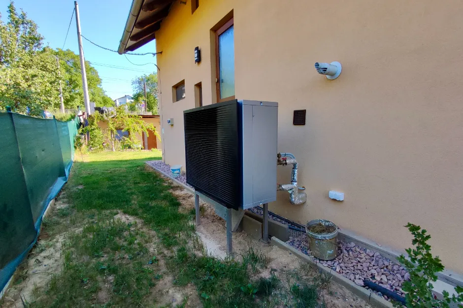 Tepelné čerpadlo vzduch voda Daikin Altherma HT3 vysokoteplotné 14kW rodinný dom Badín