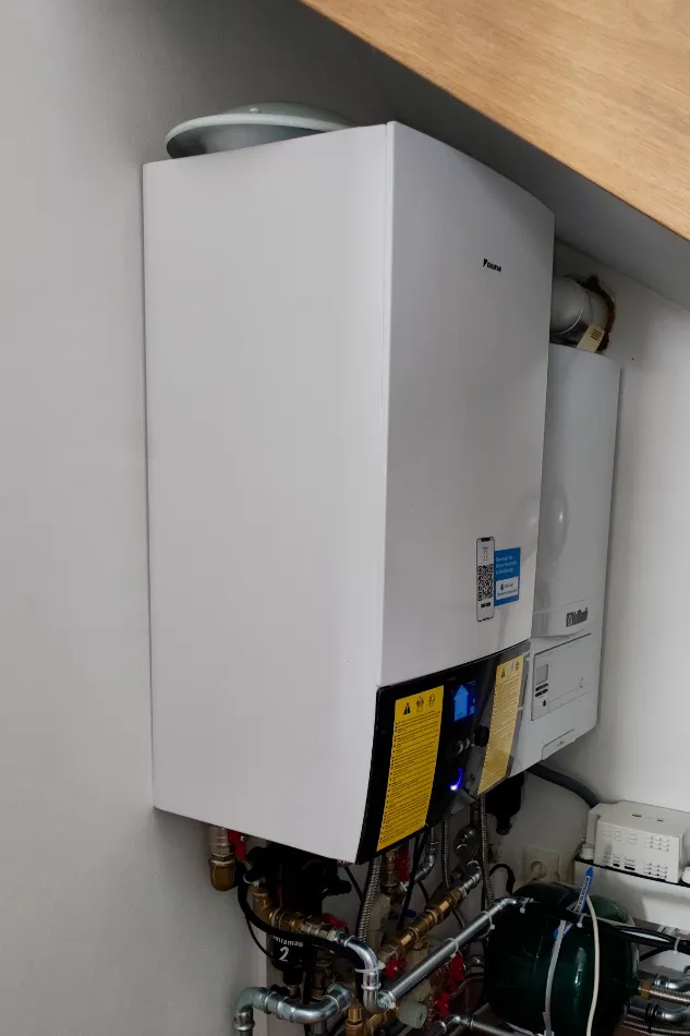 Tepelné čerpadlo vzduch voda Daikin Altherma HT3 vysokoteplotné 14kW rodinný dom Badín