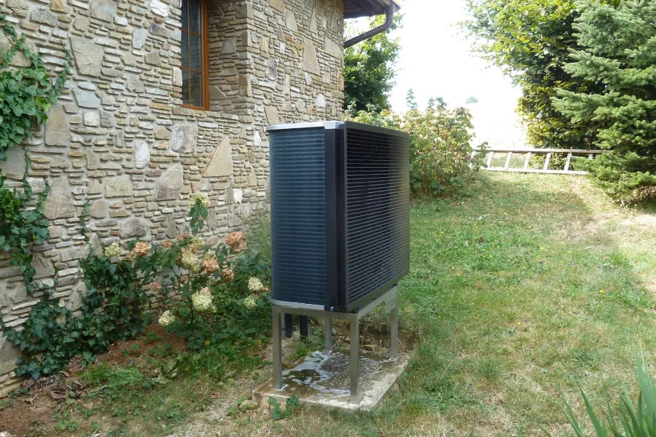 Tepelné čerpadlo vzduch voda Daikin Altherma HT3 vysokoteplotné 14kW rodinný dom Brestovce