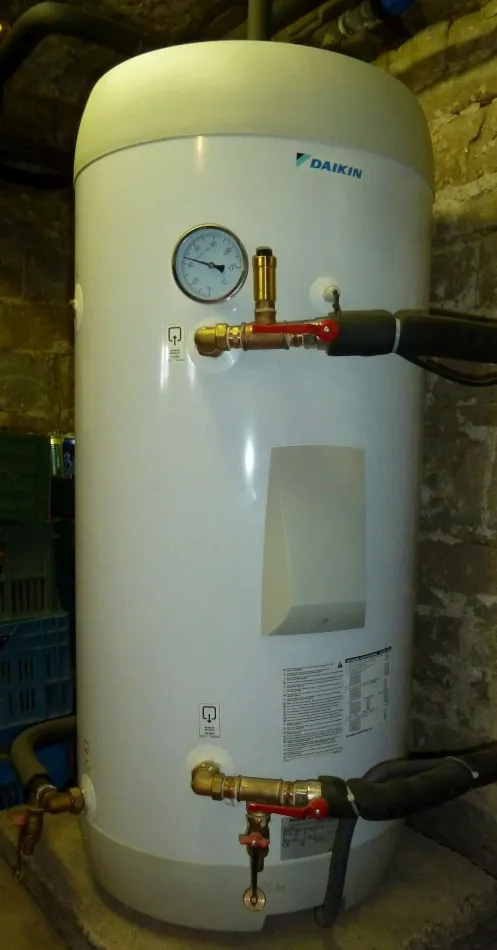 Tepelné čerpadlo vzduch voda Daikin Altherma HT3 vysokoteplotné 14kW rodinný dom Brestovce