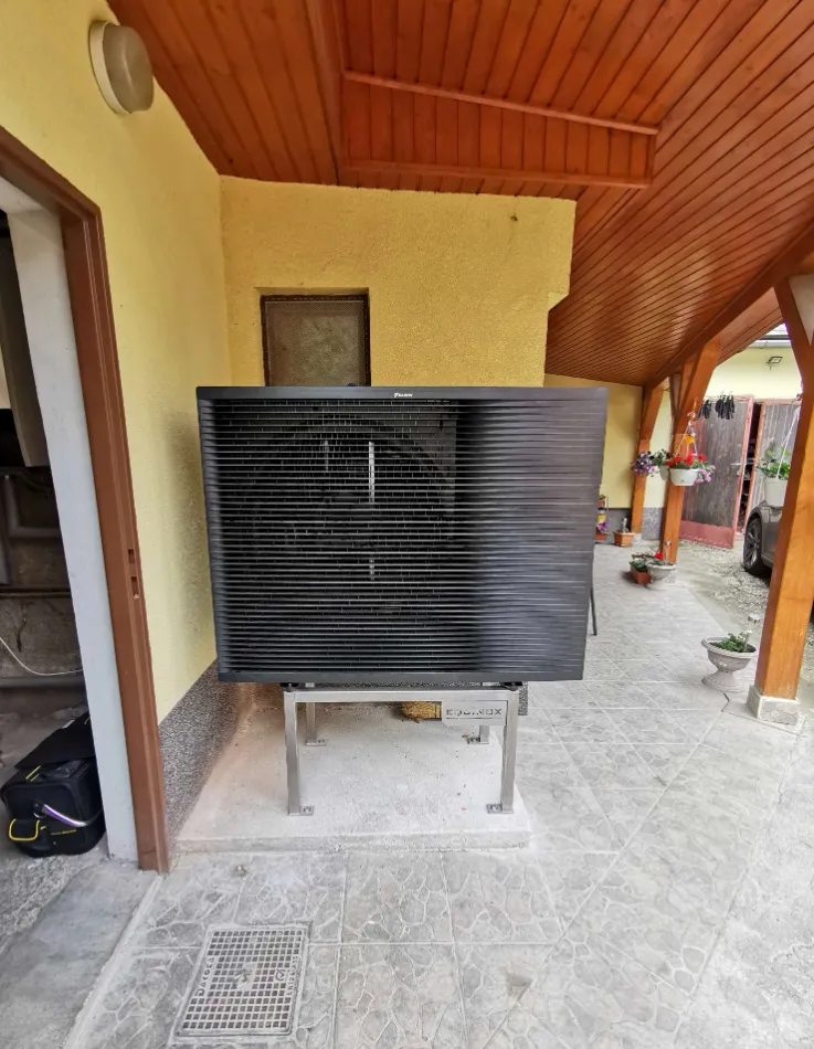 Tepelné čerpadlo vzduch voda Daikin Altherma HT3 vysokoteplotné 14kW rodinný dom Litava