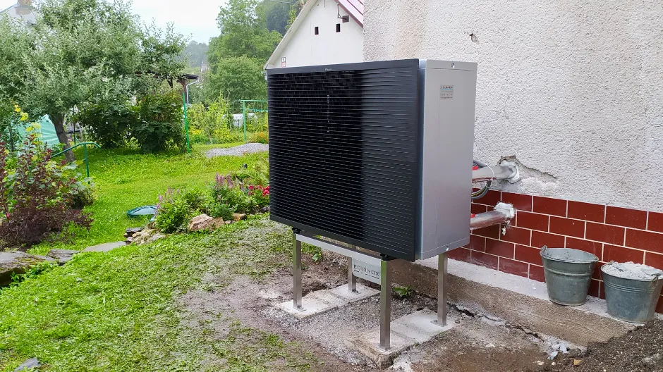 Tepelné čerpadlo vzduch voda Daikin Altherma HT3 vysokoteplotné 14kW rodinný dom Malachov