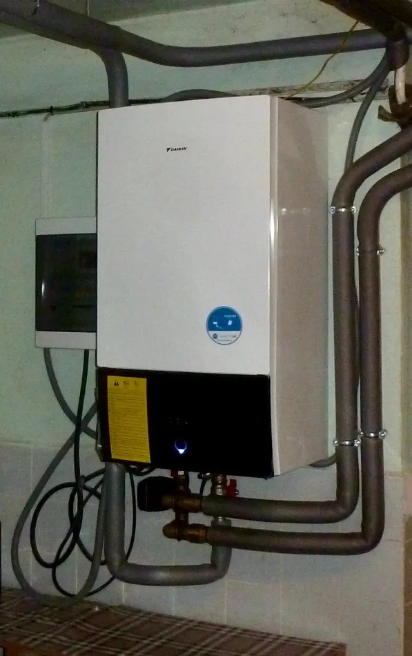 Tepelné čerpadlo vzduch voda Daikin Altherma HT3 vysokoteplotné 14kW rodinný dom Trstená