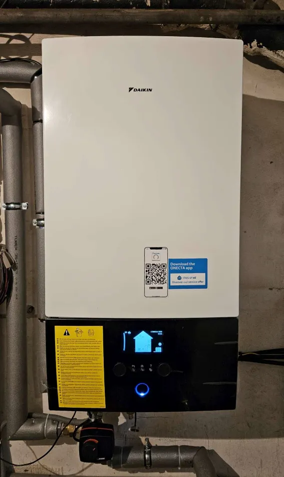 Tepelné čerpadlo vzduch voda Daikin Altherma HT3 vysokoteplotné 16kW rod. dom Horné Pršany