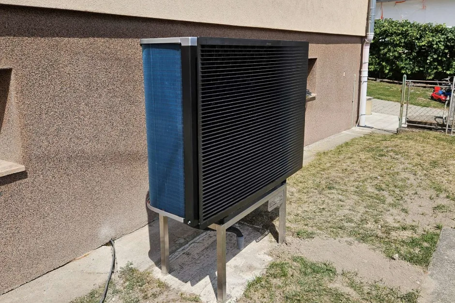 Tepelné čerpadlo vzduch voda Daikin Altherma HT3 vysokoteplotné 16kW rodinný dom Budča