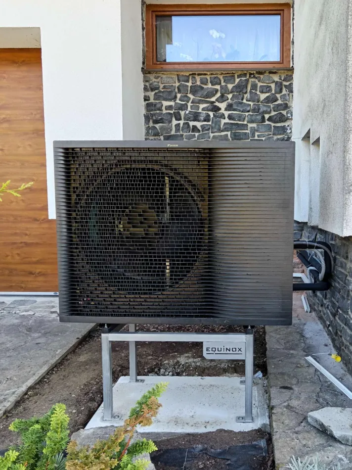 Tepelné čerpadlo vzduch voda Daikin Altherma HT3 vysokoteplotné 16kW rodinný dom Čerín