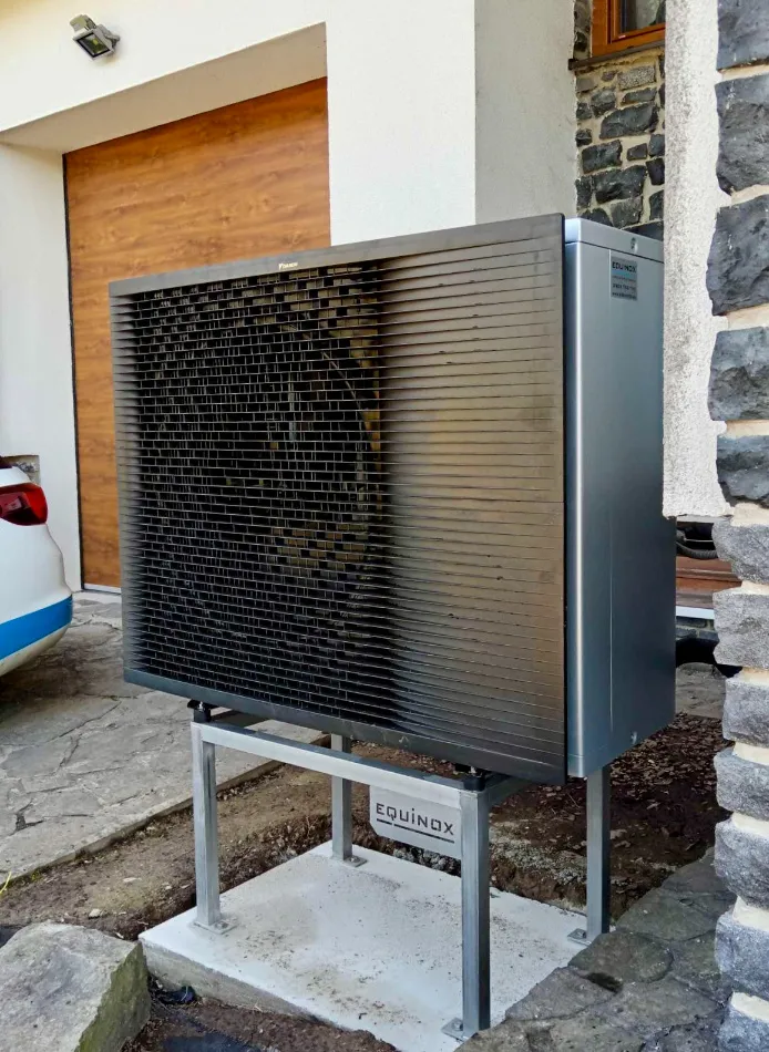 Tepelné čerpadlo vzduch voda Daikin Altherma HT3 vysokoteplotné 16kW rodinný dom Čerín