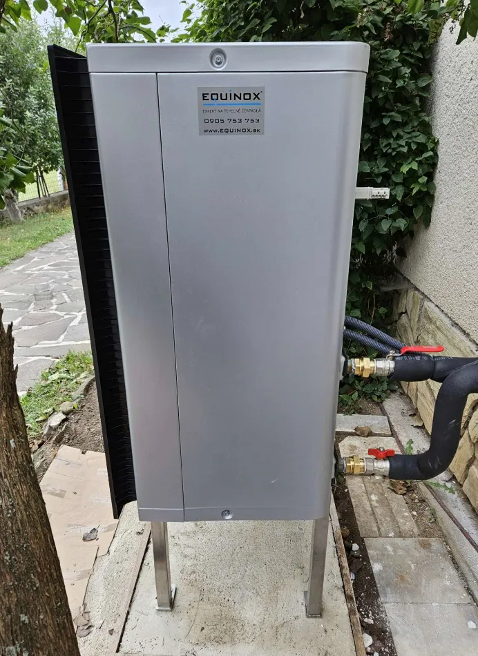 Tepelné čerpadlo vzduch voda Daikin Altherma HT3 vysokoteplotné 16kW rodinný dom Hrochoť