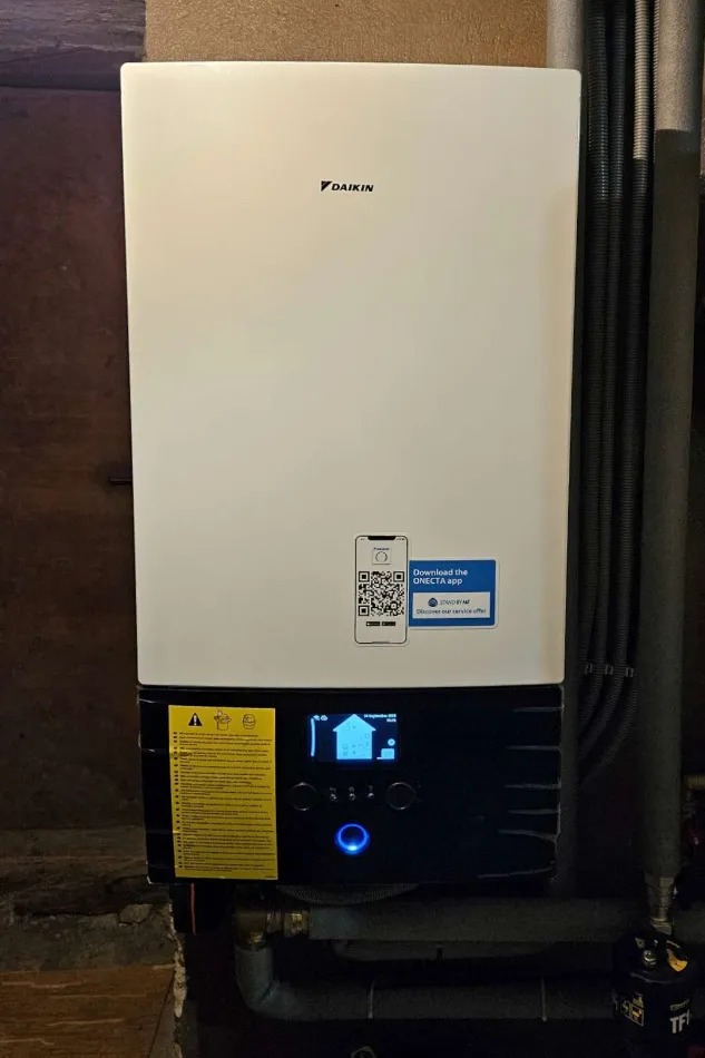 Tepelné čerpadlo vzduch voda Daikin Altherma HT3 vysokoteplotné 18kW RD Dolná Mariková