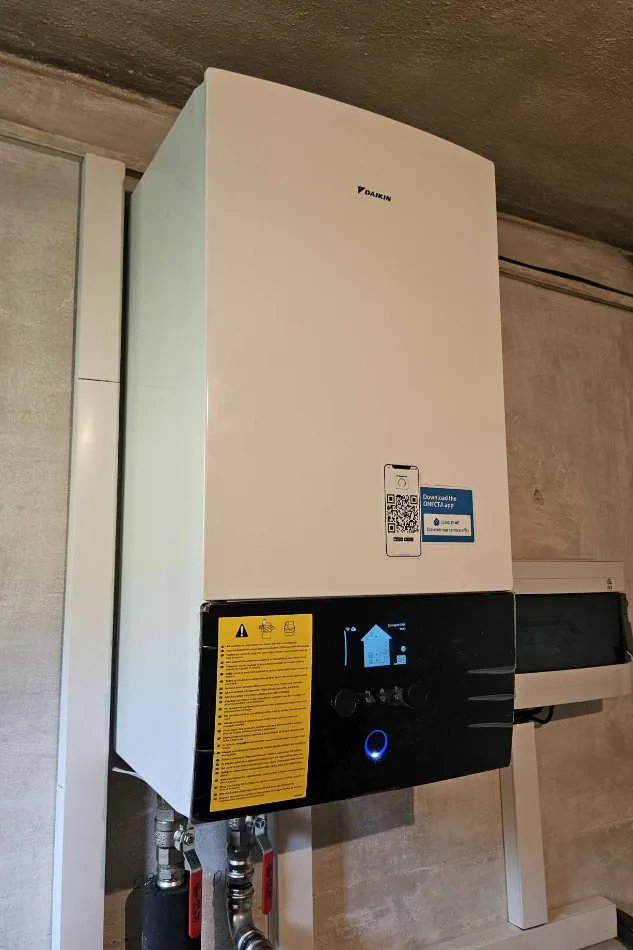 Tepelné čerpadlo vzduch voda Daikin Altherma HT3 vysokoteplotné 18kW rodinný dom Podkonice