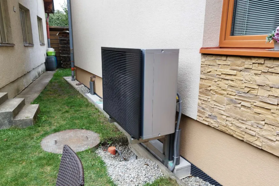 Tepelné čerpadlo vzduch voda Daikin Altherma HT3 vysokoteplotné 18kW rodinný dom Trstené