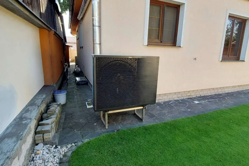 Tepelné čerpadlo vzduch voda Daikin Altherma HT3 vysokoteplotné dvojzónové 18kW RD Lučenec