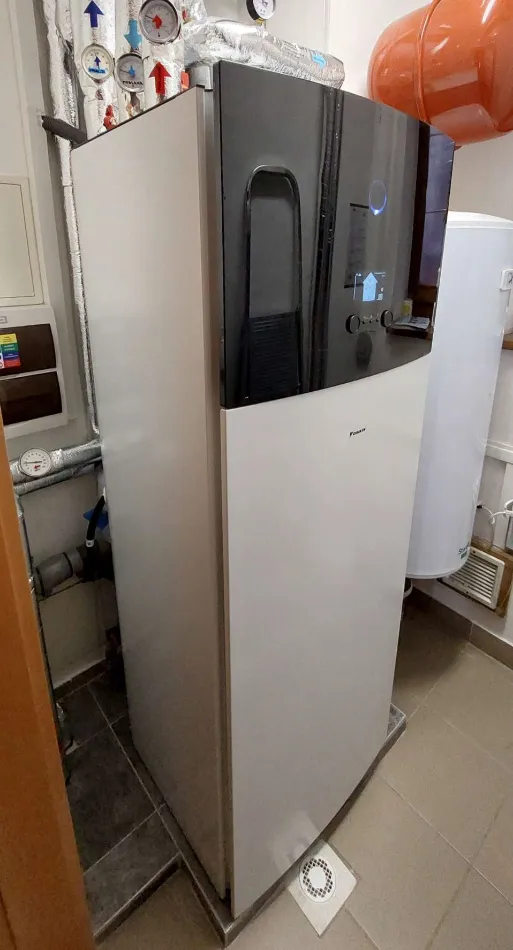 Tepelné čerpadlo vzduch voda Daikin Altherma HT3 vysokoteplotné dvojzónové 18kW RD Lučenec