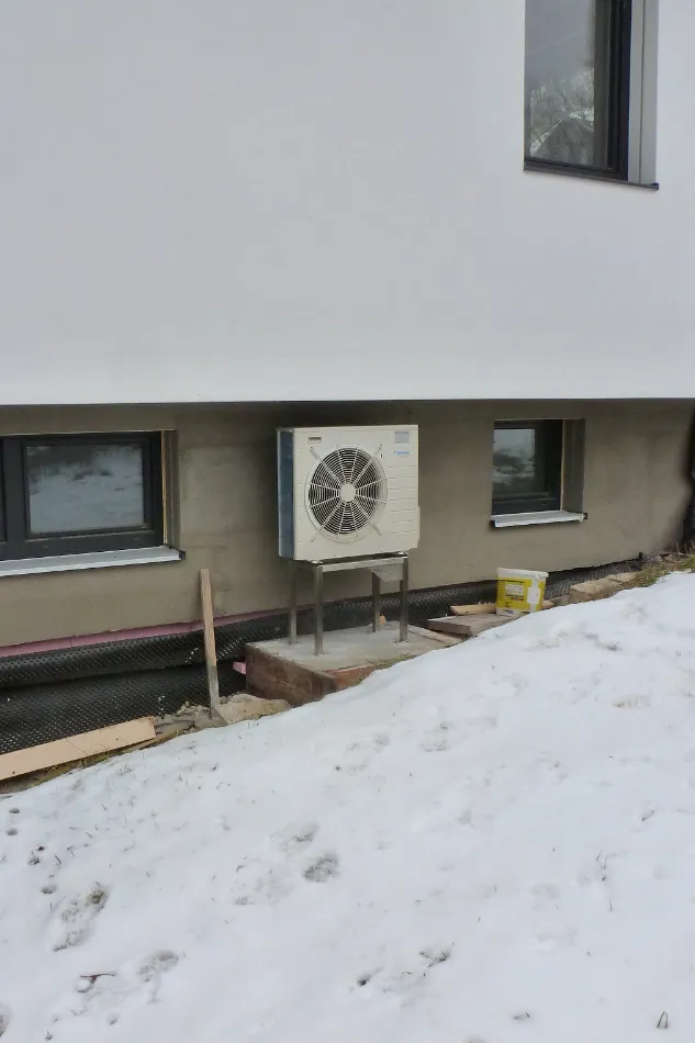 Tepelné čerpadlo vzduch voda Daikin Altherma HYBRID 8kW - 33kW rodinný dom Banská Bystrica