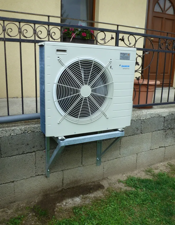 Tepelné čerpadlo vzduch voda Daikin Altherma HYBRID 8kW - 33kW rodinný dom Dolná Ždaňa