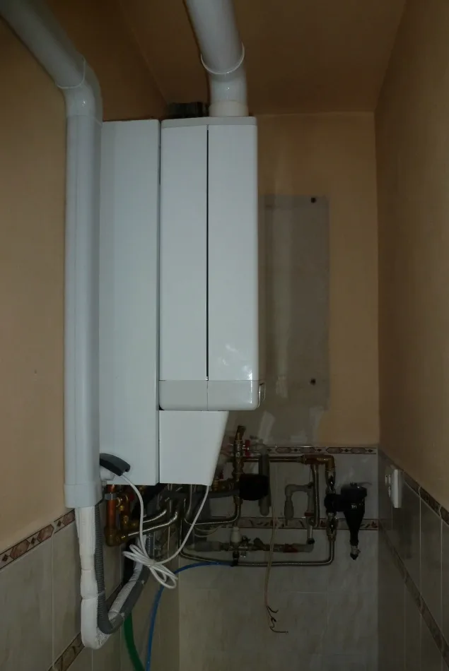 Tepelné čerpadlo vzduch voda Daikin Altherma HYBRID 8kW - 33kW rodinný dom Dolná Ždaňa