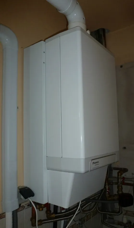 Tepelné čerpadlo vzduch voda Daikin Altherma HYBRID 8kW - 33kW rodinný dom Dolná Ždaňa