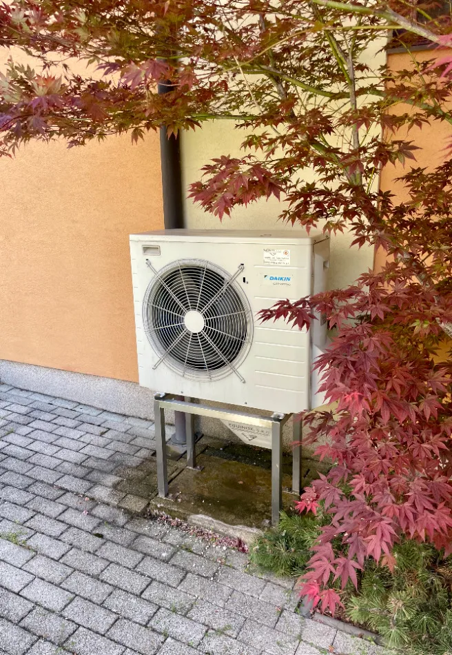Tepelné čerpadlo vzduch voda Daikin Altherma HYBRID 8kW - 33kW rodinný dom Piešťany
