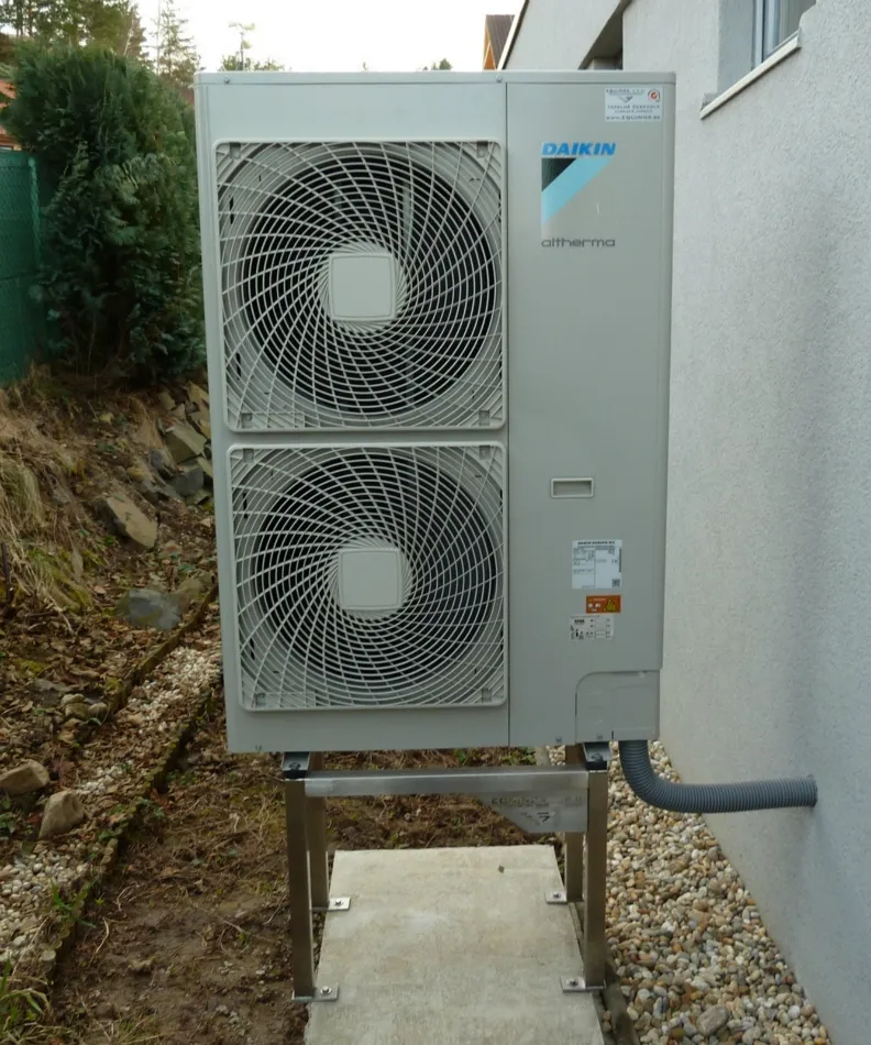 Tepelné čerpadlo vzduch voda Daikin Altherma LT 11kW rodinný dom Badín