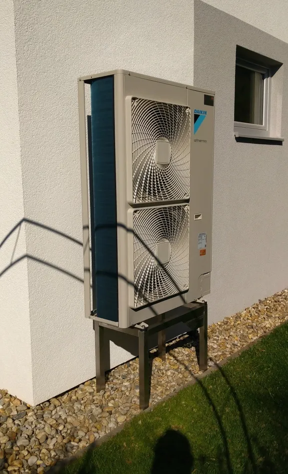 Tepelné čerpadlo vzduch voda Daikin Altherma LT 11kW rodinný dom Badín