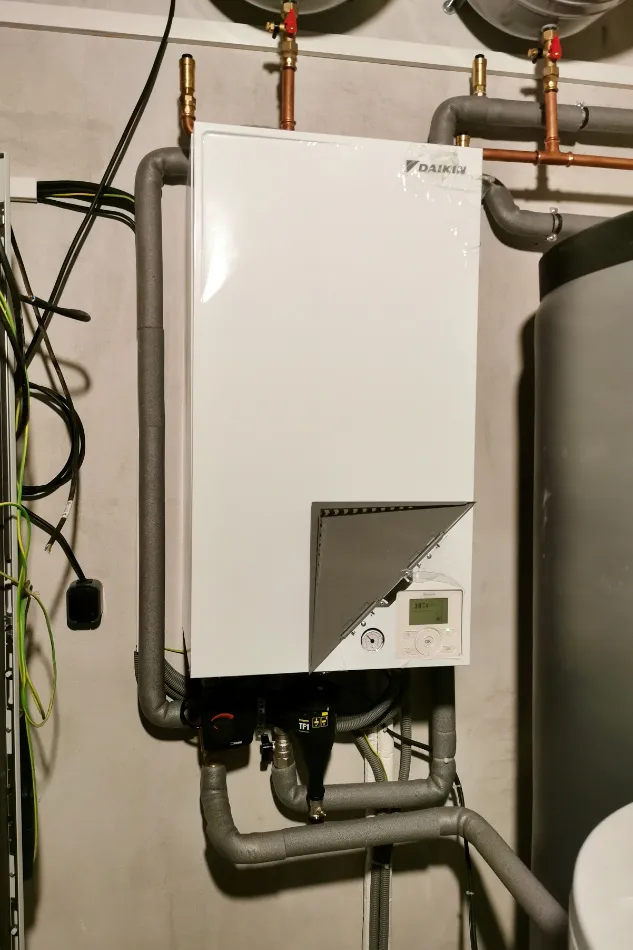 Tepelné čerpadlo vzduch voda Daikin Altherma LT 11kW rodinný dom Baláže