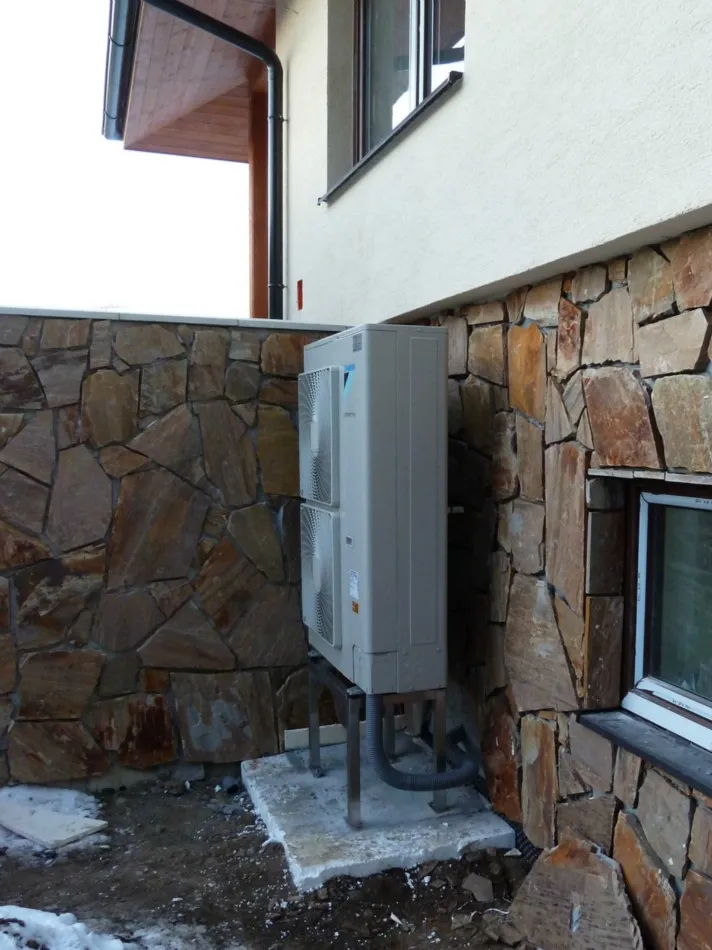 Tepelné čerpadlo vzduch voda Daikin Altherma LT 11kW rodinný dom Banská Bystrica