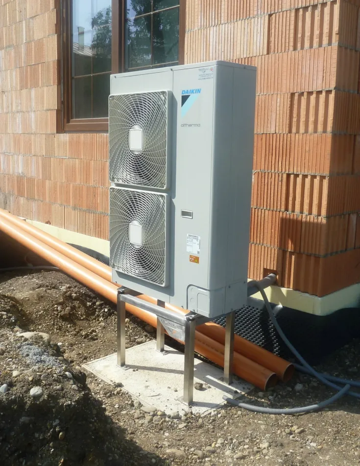 Tepelné čerpadlo vzduch voda Daikin Altherma LT 11kW rodinný dom Belža