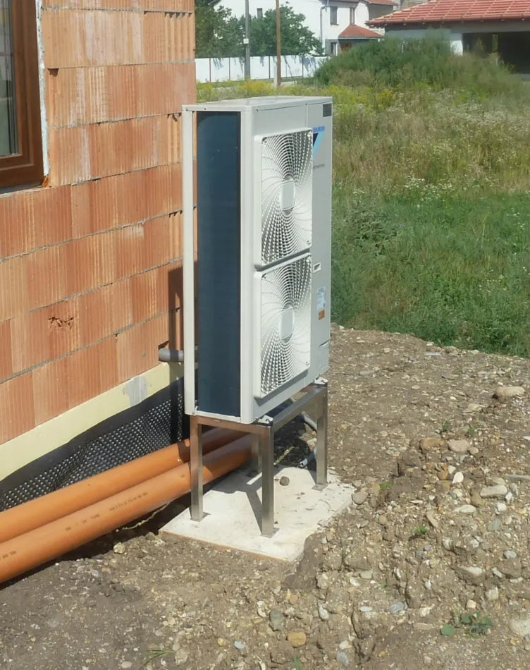 Tepelné čerpadlo vzduch voda Daikin Altherma LT 11kW rodinný dom Belža