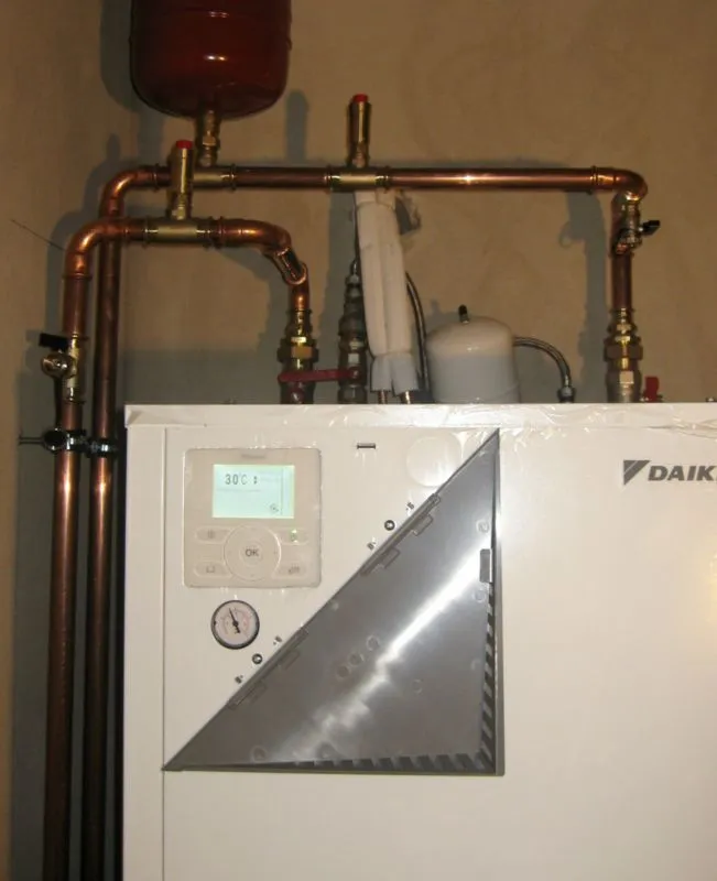 Tepelné čerpadlo vzduch voda Daikin Altherma LT 11kW rodinný dom Biely Kostol