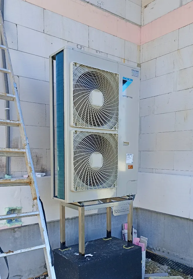 Tepelné čerpadlo vzduch voda Daikin Altherma LT 11kW rodinný dom Brezno
