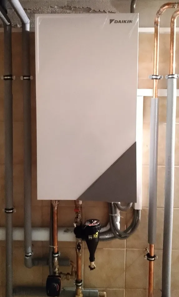 Tepelné čerpadlo vzduch voda Daikin Altherma LT 11kW rodinný dom Čaka